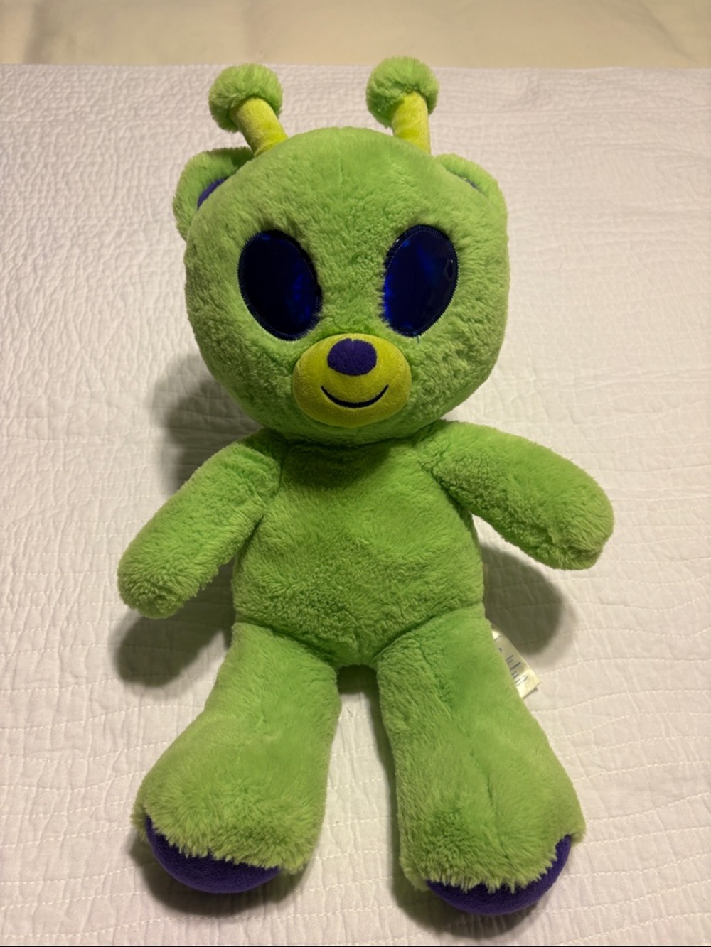 Build-A-Bear Workshop "Bear-lien" Alien with E.T. sound box-Limited Edition